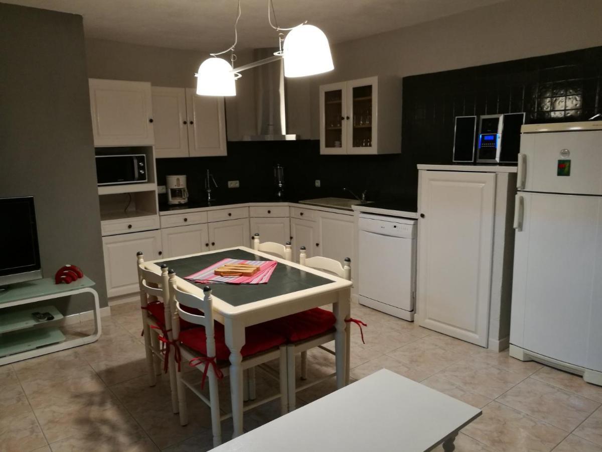 Destroisterrasses Apartment Caux Exterior photo